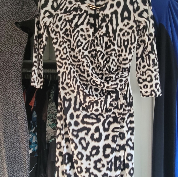 Dawn's Dresses - Picture 10 of 16